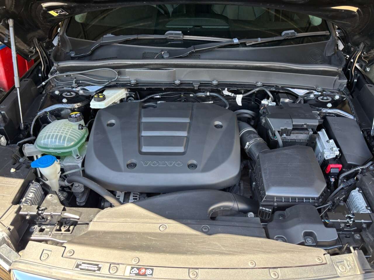 2020 VOLVO XC40 2020 VOLVO XC40