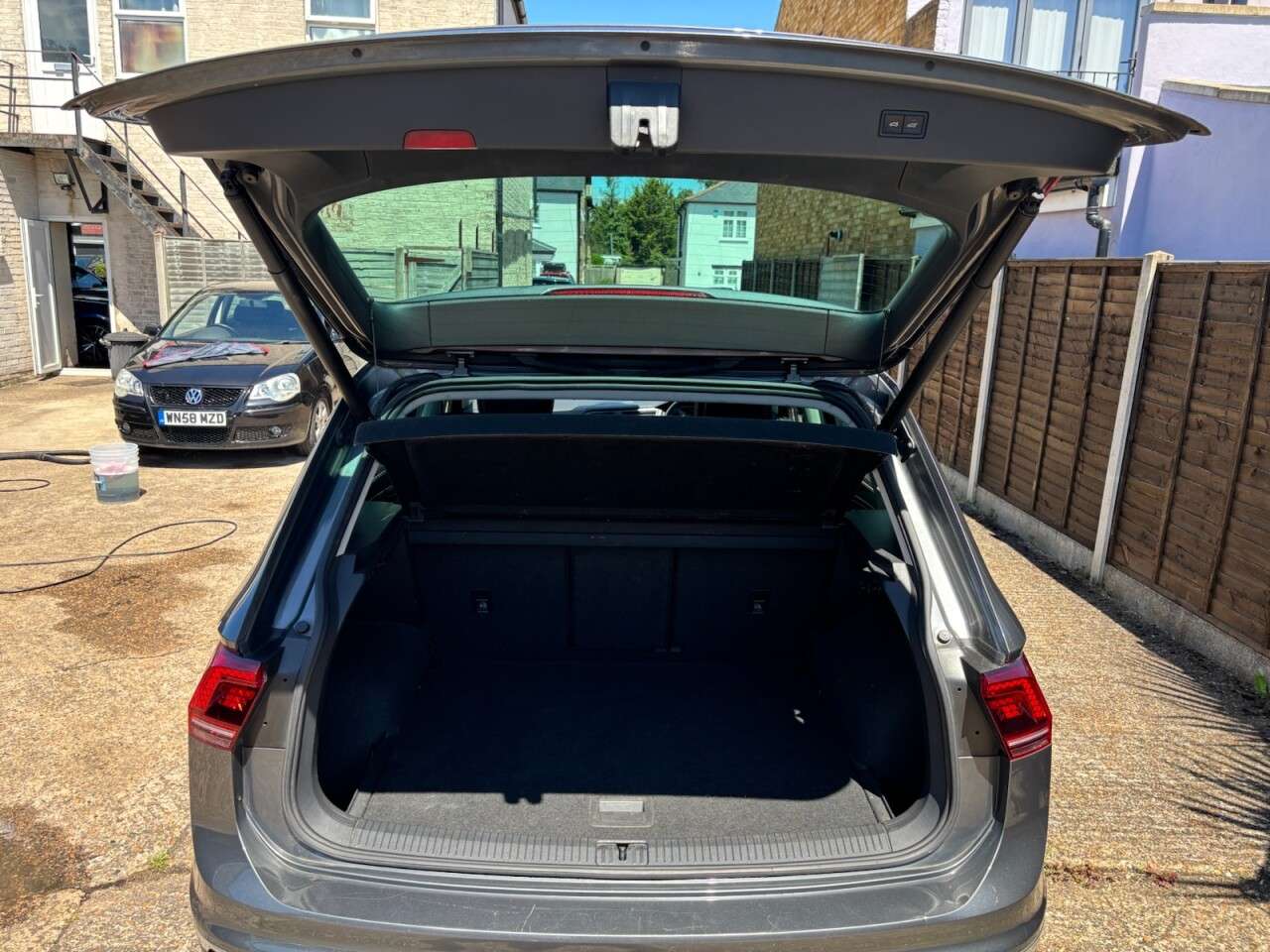 2018 VOLKSWAGEN TIGUAN 2018 VOLKSWAGEN TIGUAN