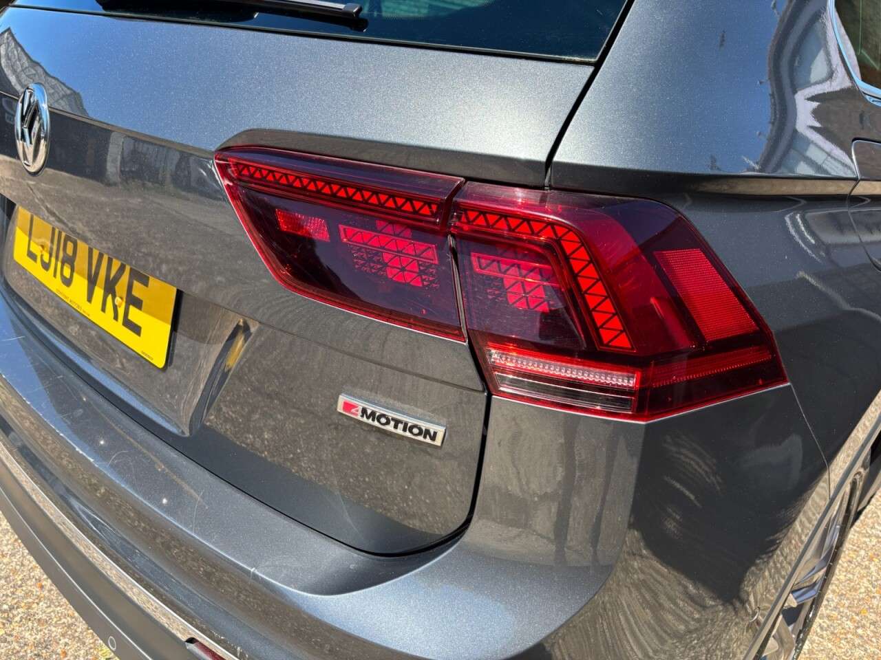 2018 VOLKSWAGEN TIGUAN 2018 VOLKSWAGEN TIGUAN
