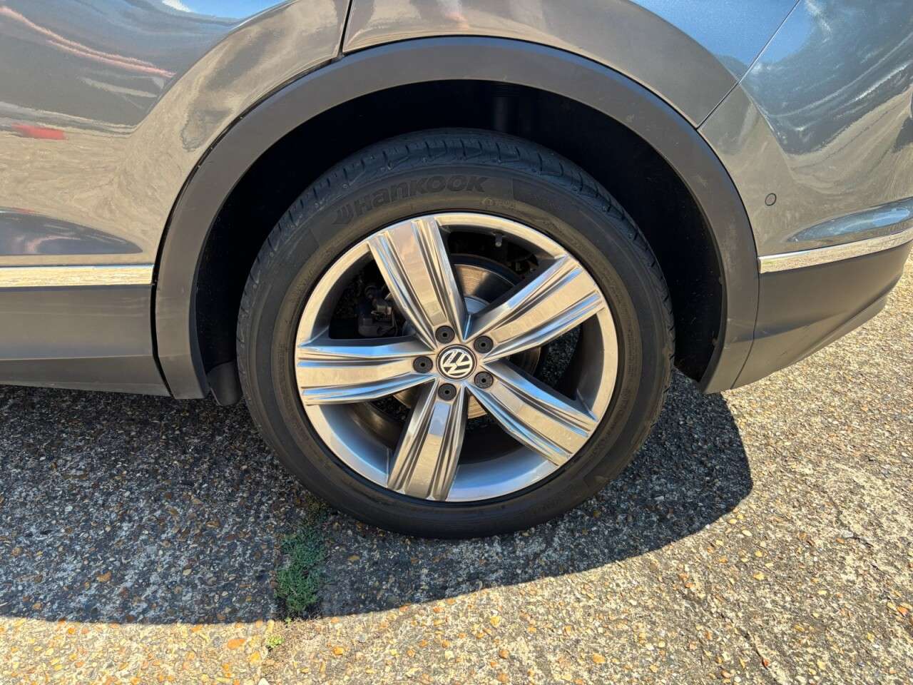 2018 VOLKSWAGEN TIGUAN 2018 VOLKSWAGEN TIGUAN