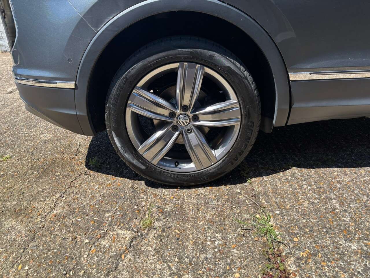 2018 VOLKSWAGEN TIGUAN 2018 VOLKSWAGEN TIGUAN