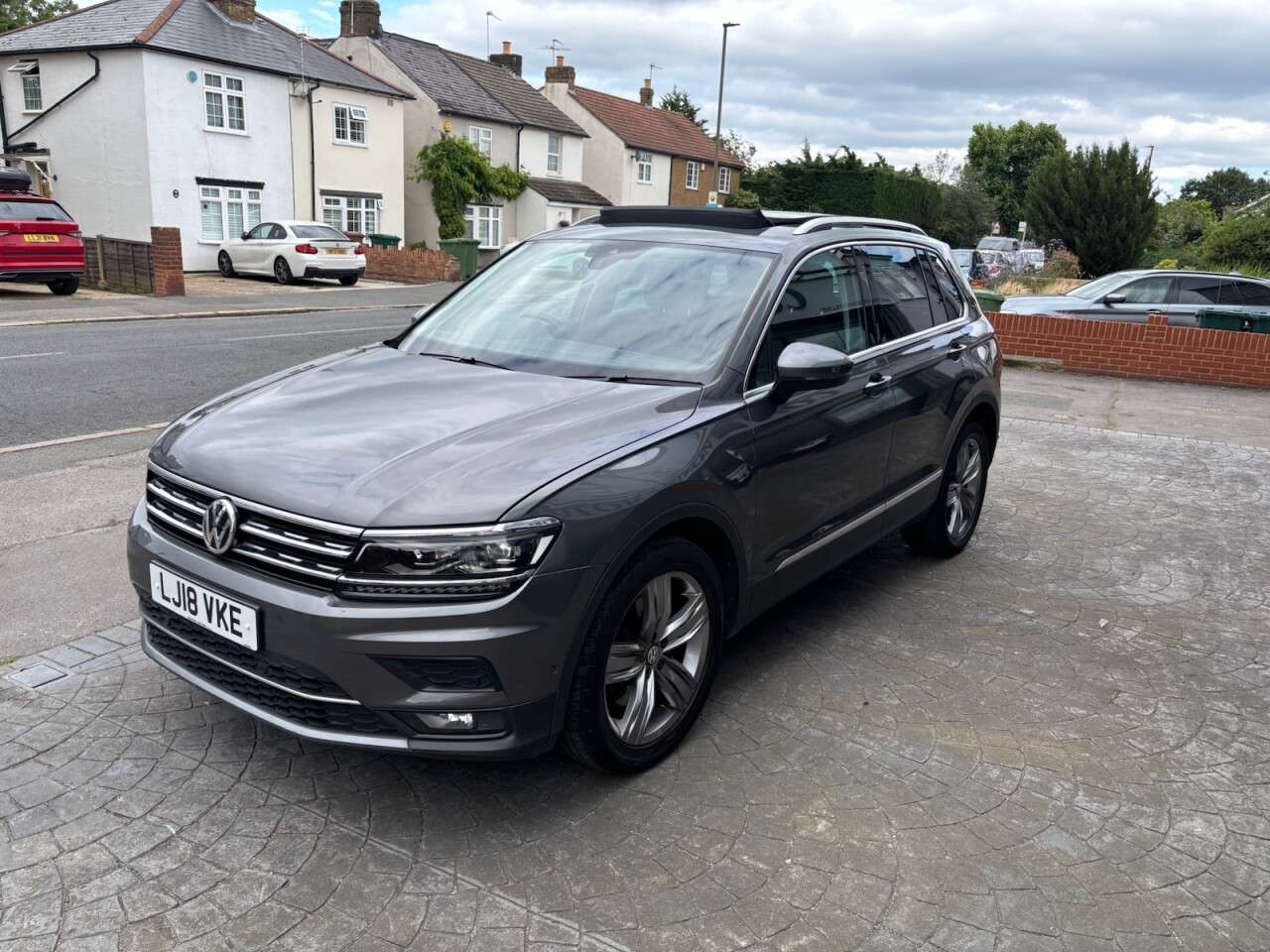 2018 VOLKSWAGEN TIGUAN 2018 VOLKSWAGEN TIGUAN