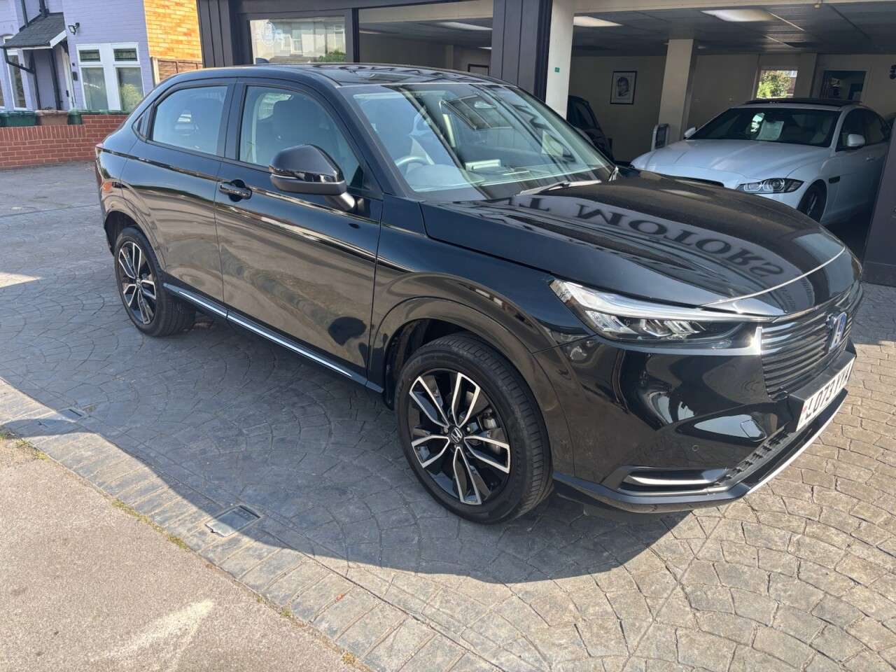 A 2023 HONDA HR-V 1.5 h i-MMD Advance SUV 5dr Petrol Hybrid CVT Euro 6 (s/s) (131 ps) SAT NAV A 2023 HONDA HR-V 1.5 h i-MMD Advance SUV 5dr Petrol Hybrid CVT Euro 6 (s/s) (131 ps) SAT NAV