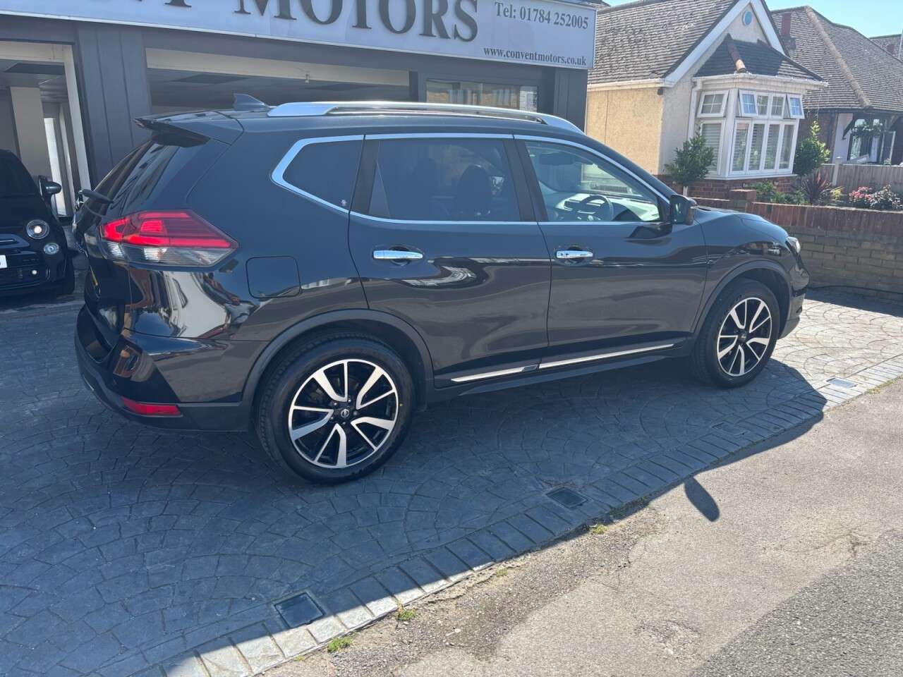 A 2019 NISSAN X-TRAIL 1.3 DIG-T Tekna SUV 5dr Petrol DCT Auto Euro 6 (s/s) (160 ps) PANO ROOF, LE A 2019 NISSAN X-TRAIL 1.3 DIG-T Tekna SUV 5dr Petrol DCT Auto Euro 6 (s/s) (160 ps) PANO ROOF, LE