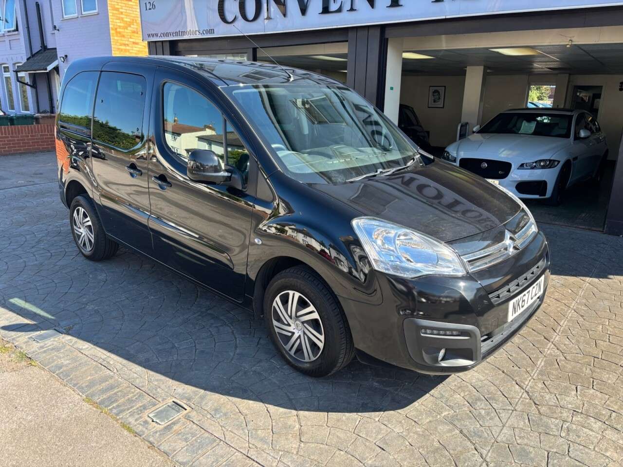 A 2017 CITROEN BERLINGO 1.6 BlueHDi Feel Multispace MPV 5dr Diesel ETG6 Euro 6 (s/s) (100 ps) WHELL A 2017 CITROEN BERLINGO 1.6 BlueHDi Feel Multispace MPV 5dr Diesel ETG6 Euro 6 (s/s) (100 ps) WHELL