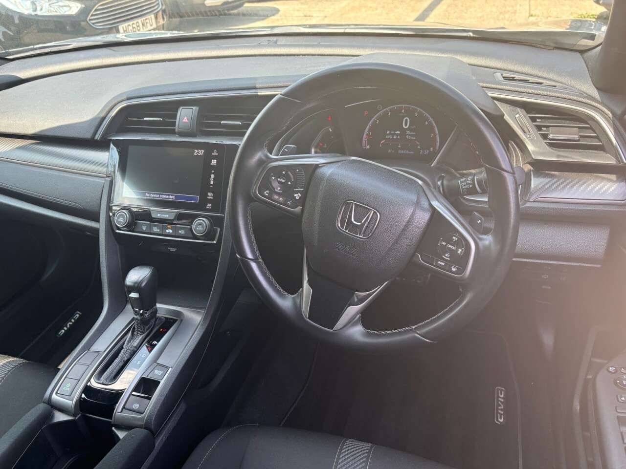 A 2017 HONDA CIVIC 1.5 VTEC Turbo Sport Hatchback 5dr Petrol CVT Euro 6 (s/s) (182 ps) SAT NAV A 2017 HONDA CIVIC 1.5 VTEC Turbo Sport Hatchback 5dr Petrol CVT Euro 6 (s/s) (182 ps) SAT NAV