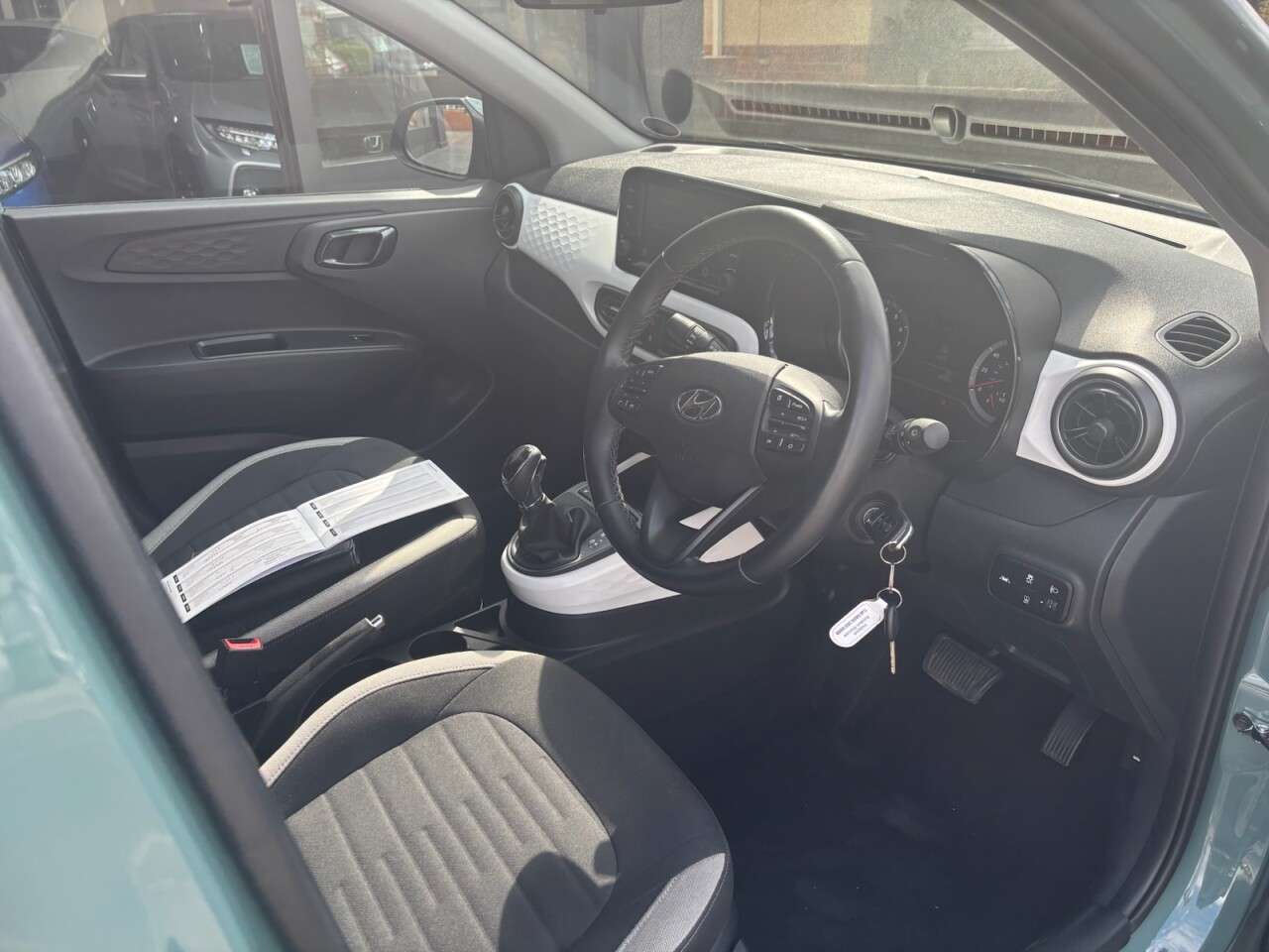2022 HYUNDAI I10 2022 HYUNDAI I10