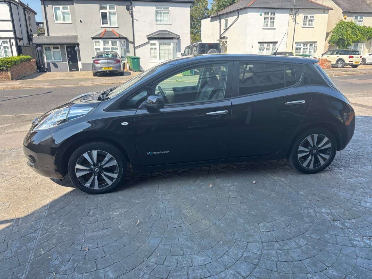 2017 NISSAN LEAF 2017 NISSAN LEAF