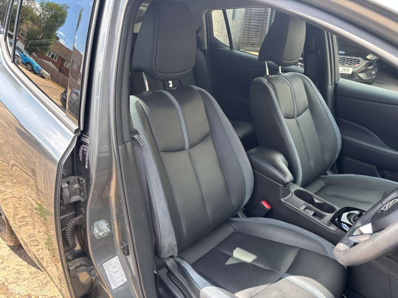 2023 NISSAN LEAF 2023 NISSAN LEAF