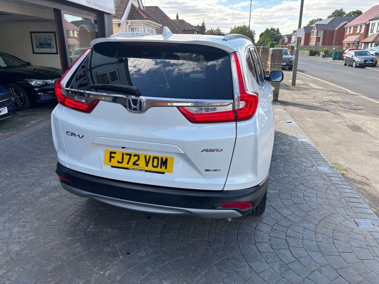 A 2022 HONDA CR-V 2.0 h i-MMD SR SUV 5dr Petrol Hybrid eCVT 4WD Euro 6 (s/s) (184 ps) LEATHER A 2022 HONDA CR-V 2.0 h i-MMD SR SUV 5dr Petrol Hybrid eCVT 4WD Euro 6 (s/s) (184 ps) LEATHER