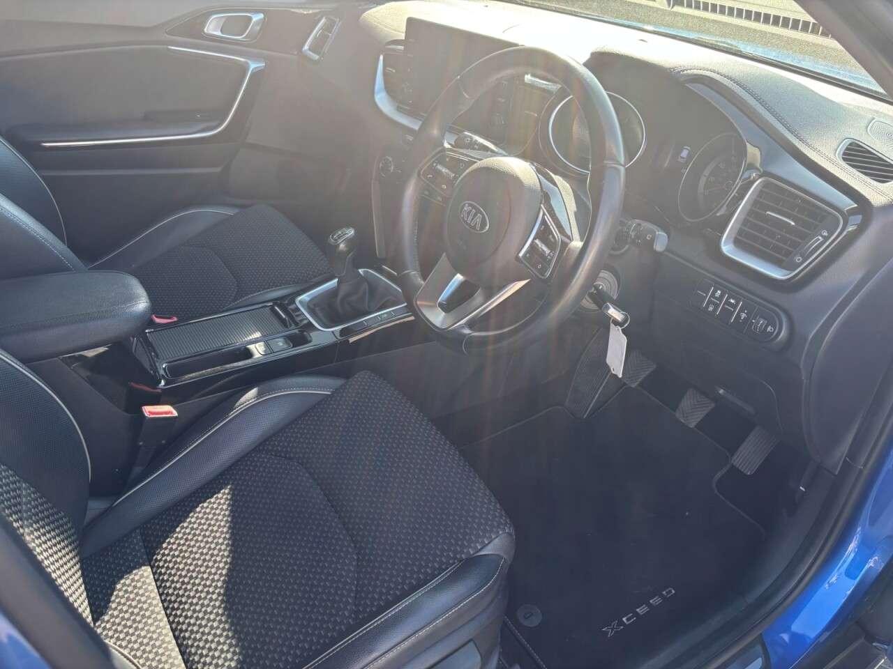 2021 KIA XCEED 2021 KIA XCEED