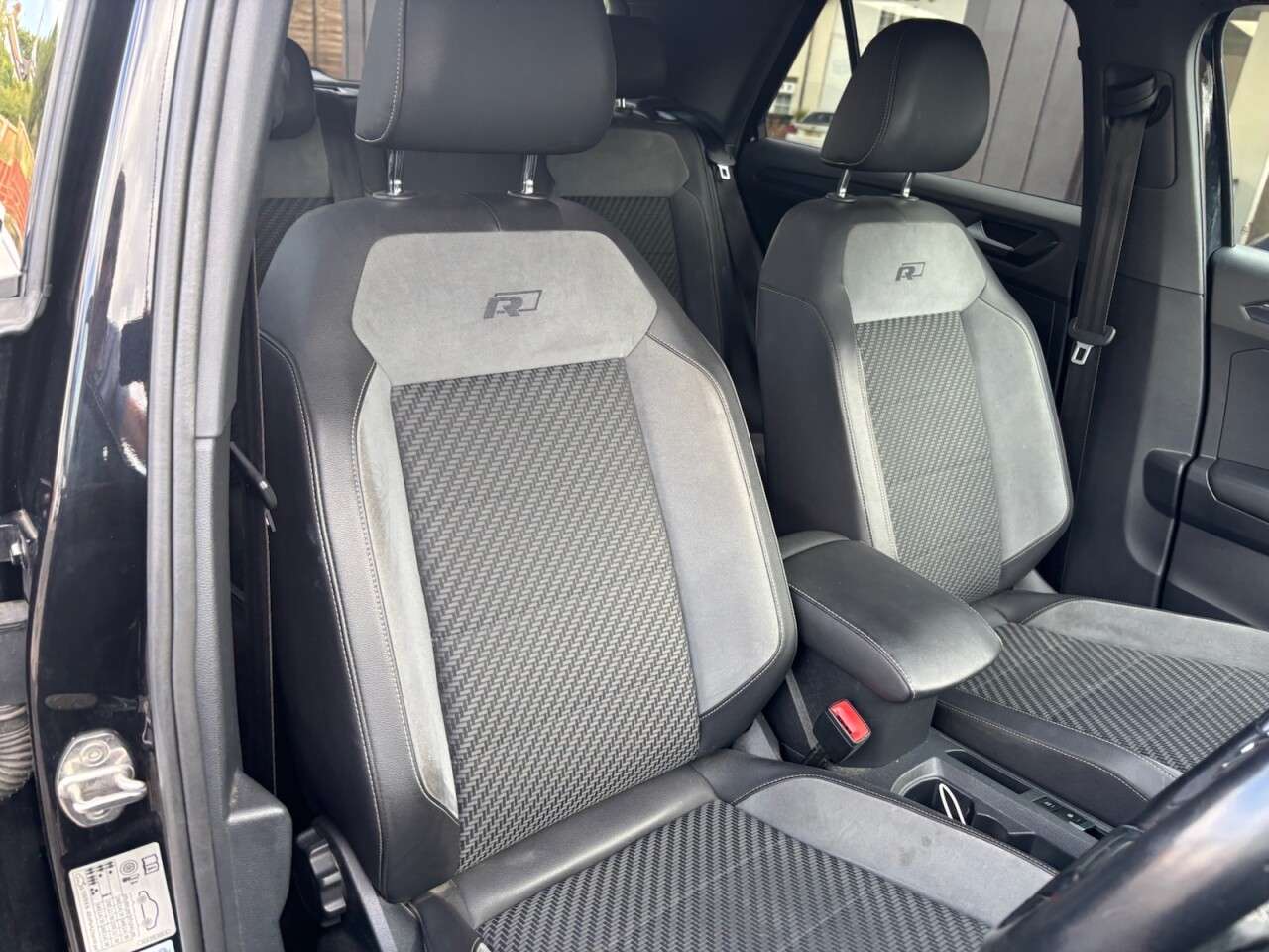 2019 VOLKSWAGEN T-ROC 2019 VOLKSWAGEN T-ROC