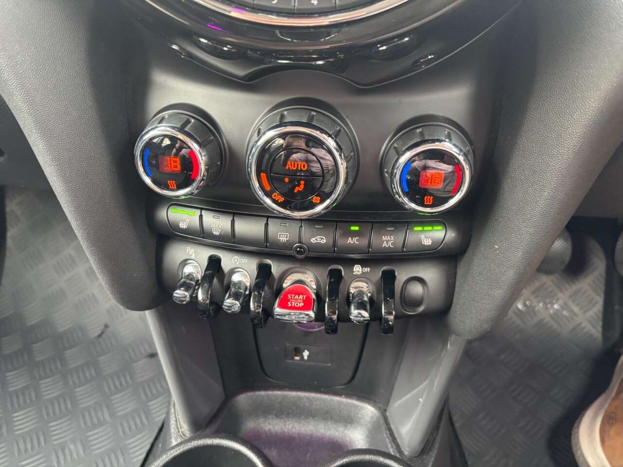 2018 MINI HATCH 2018 MINI HATCH