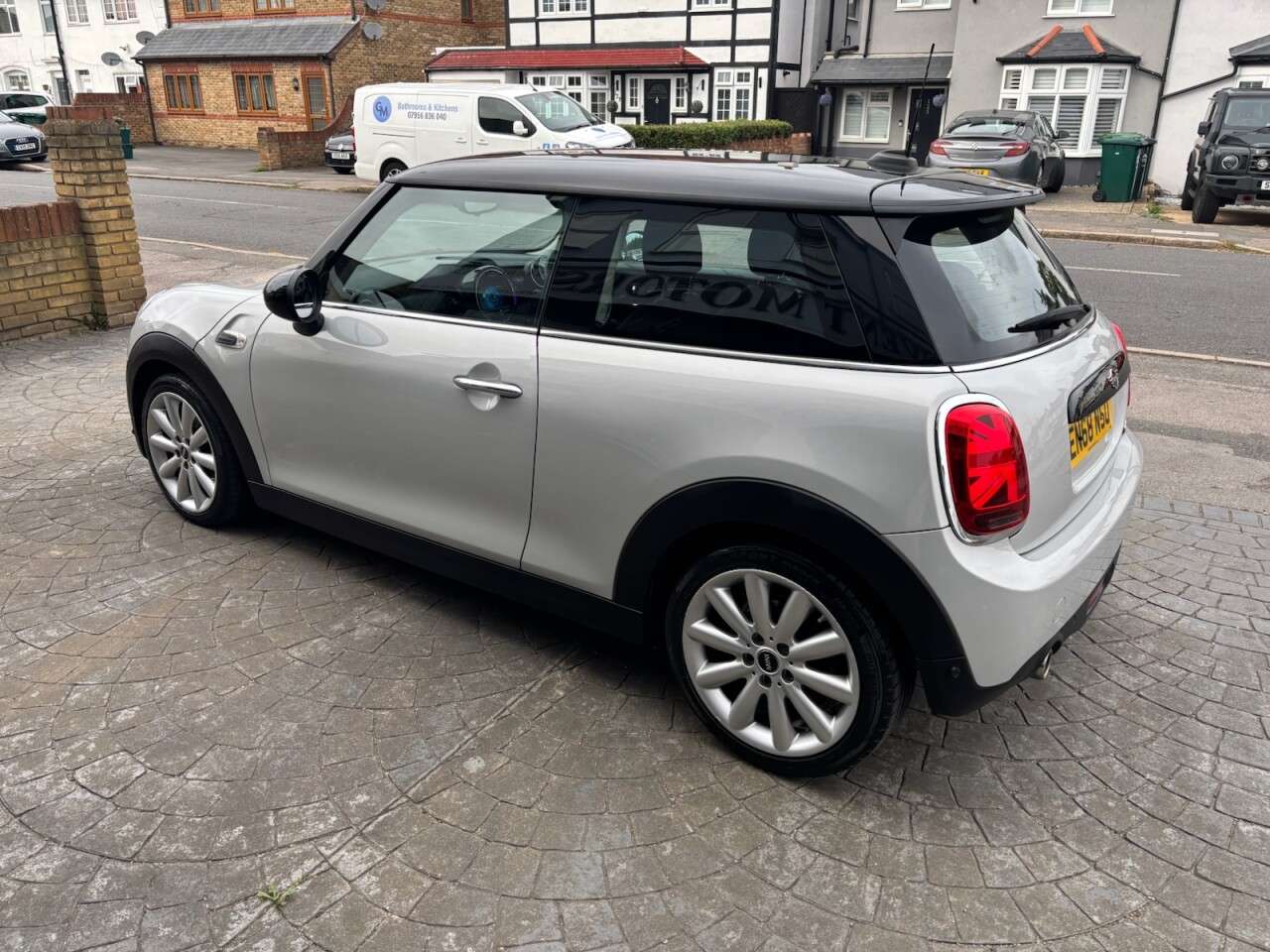 2018 MINI HATCH 2018 MINI HATCH