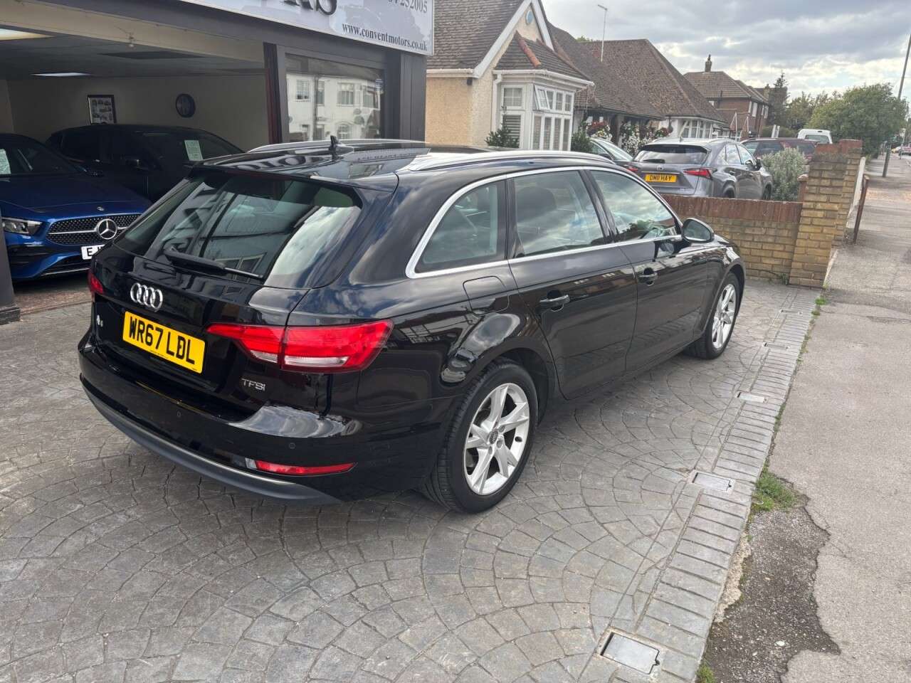A 2017 AUDI A4 AVANT 1.4 TFSI Sport Estate 5dr Petrol Manual Euro 6 (s/s) (150 ps) FULL BLACK LE A 2017 AUDI A4 AVANT 1.4 TFSI Sport Estate 5dr Petrol Manual Euro 6 (s/s) (150 ps) FULL BLACK LE