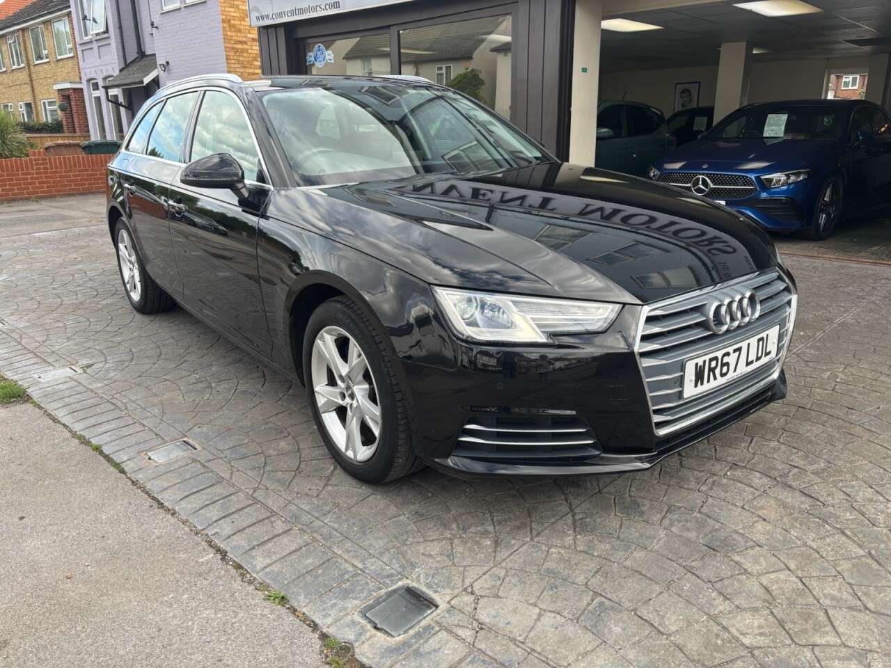 A 2017 AUDI A4 AVANT 1.4 TFSI Sport Estate 5dr Petrol Manual Euro 6 (s/s) (150 ps) FULL BLACK LE A 2017 AUDI A4 AVANT 1.4 TFSI Sport Estate 5dr Petrol Manual Euro 6 (s/s) (150 ps) FULL BLACK LE