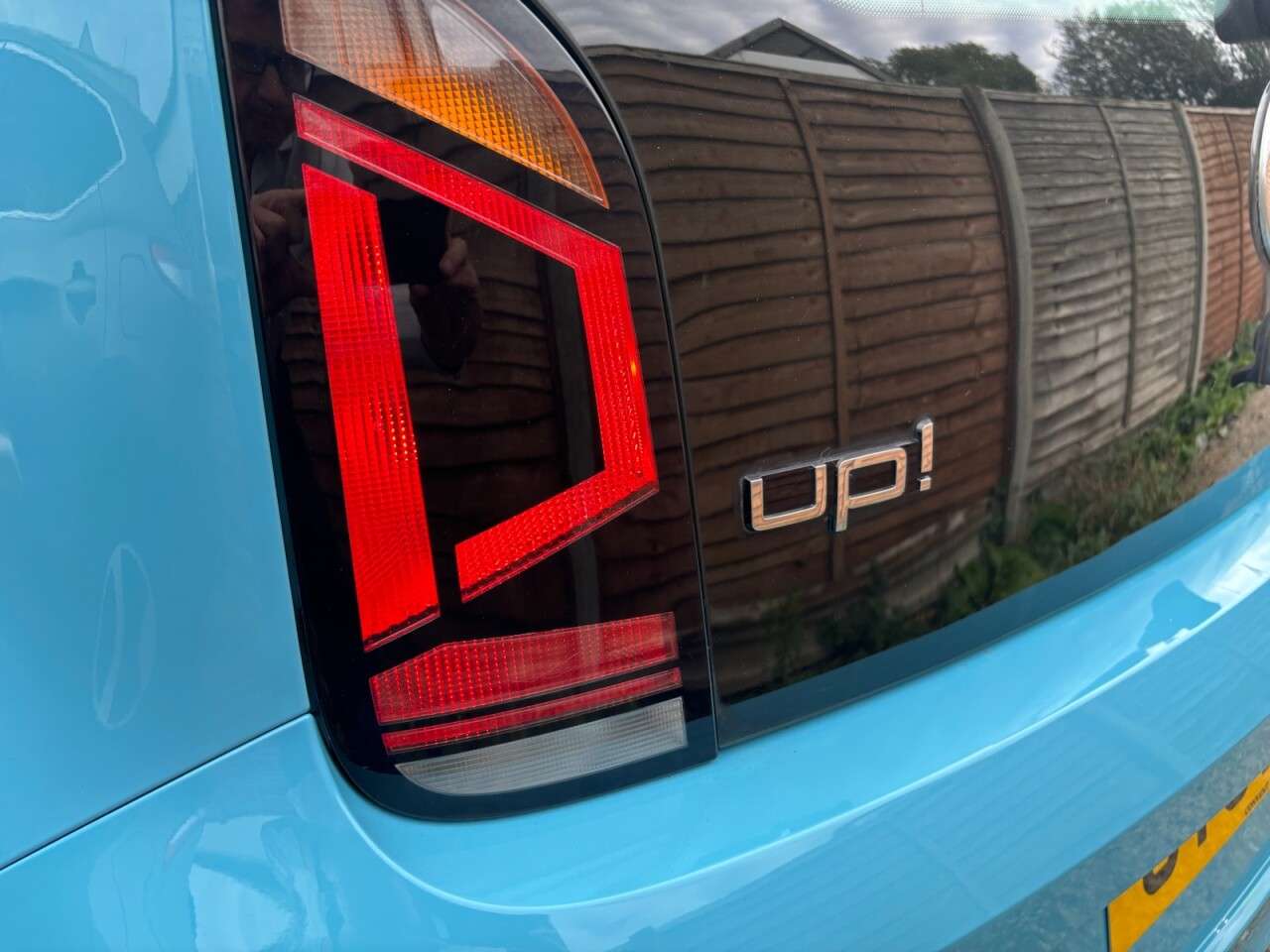 2017 VOLKSWAGEN UP! 2017 VOLKSWAGEN UP!