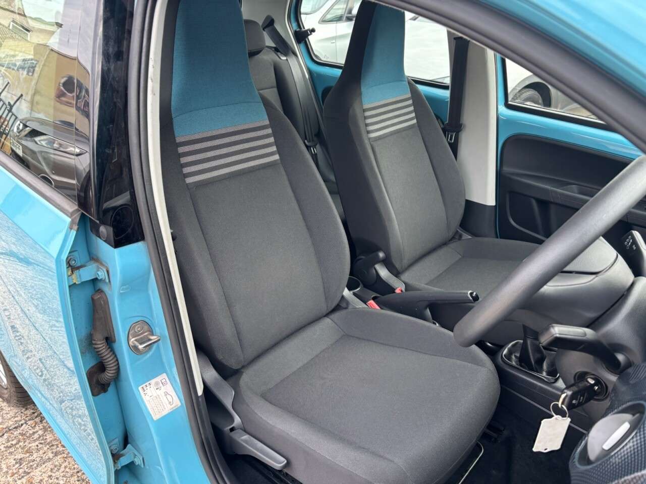 2017 VOLKSWAGEN UP! 2017 VOLKSWAGEN UP!