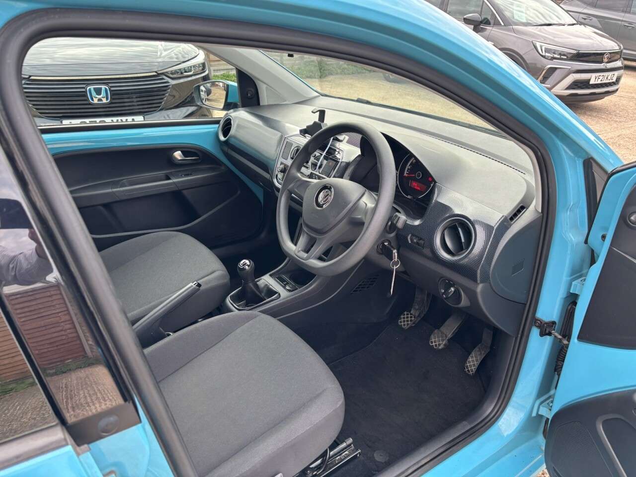2017 VOLKSWAGEN UP! 2017 VOLKSWAGEN UP!