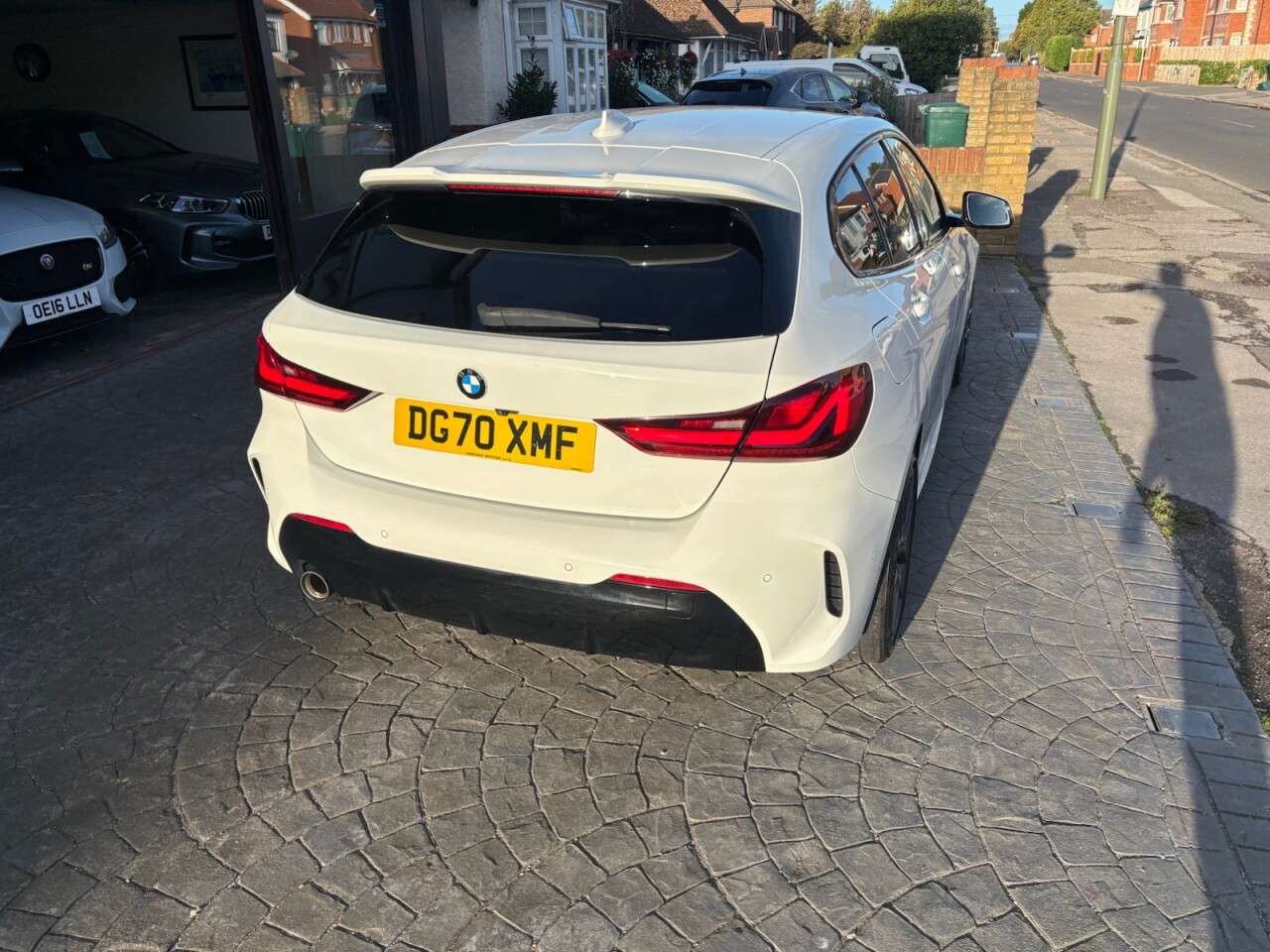 A 2021 BMW 1 SERIES 1.5 118i M Sport Hatchback 5dr Petrol DCT Euro 6 (s/s) (136 ps) LIVE COCKPI A 2021 BMW 1 SERIES 1.5 118i M Sport Hatchback 5dr Petrol DCT Euro 6 (s/s) (136 ps) LIVE COCKPI