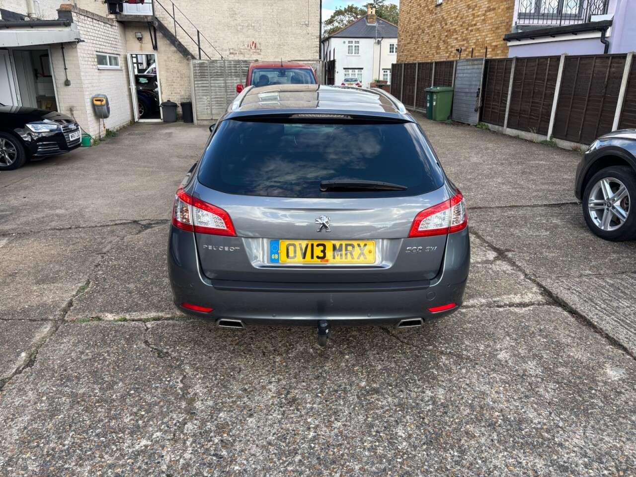 A 2013 PEUGEOT 508 SW 2.2 HDi GT Estate 5dr Diesel Auto Euro 5 (200 ps) FULL LEATHER HEATED, PANO A 2013 PEUGEOT 508 SW 2.2 HDi GT Estate 5dr Diesel Auto Euro 5 (200 ps) FULL LEATHER HEATED, PANO