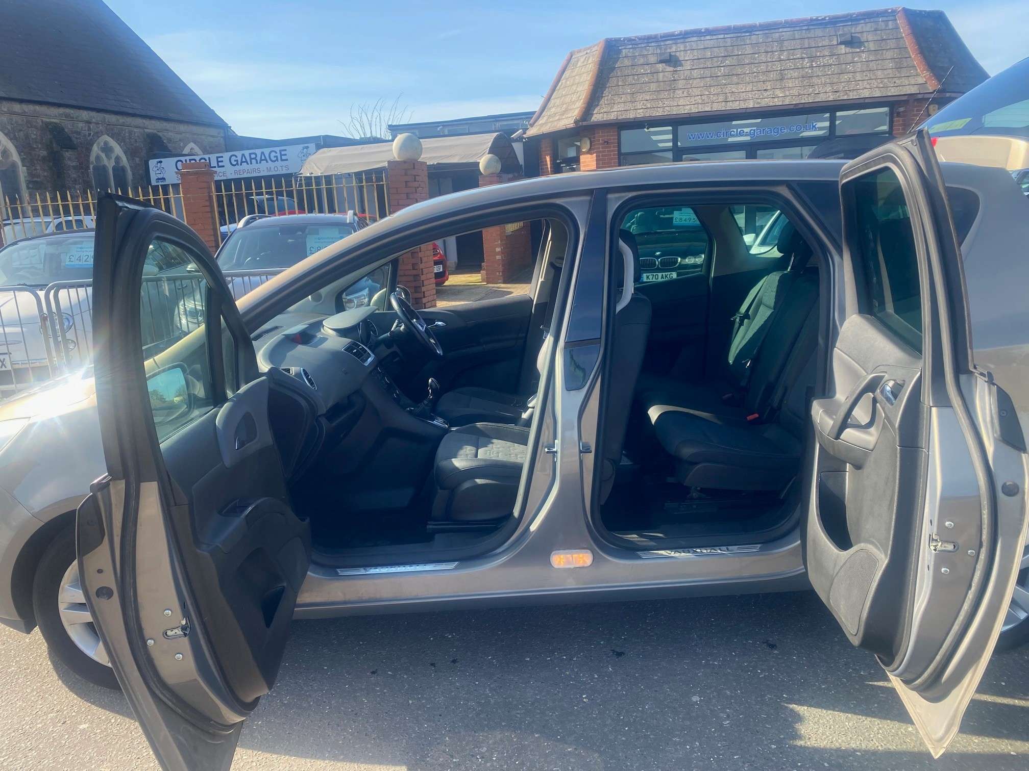 2011 VAUXHALL MERIVA 2011 VAUXHALL MERIVA