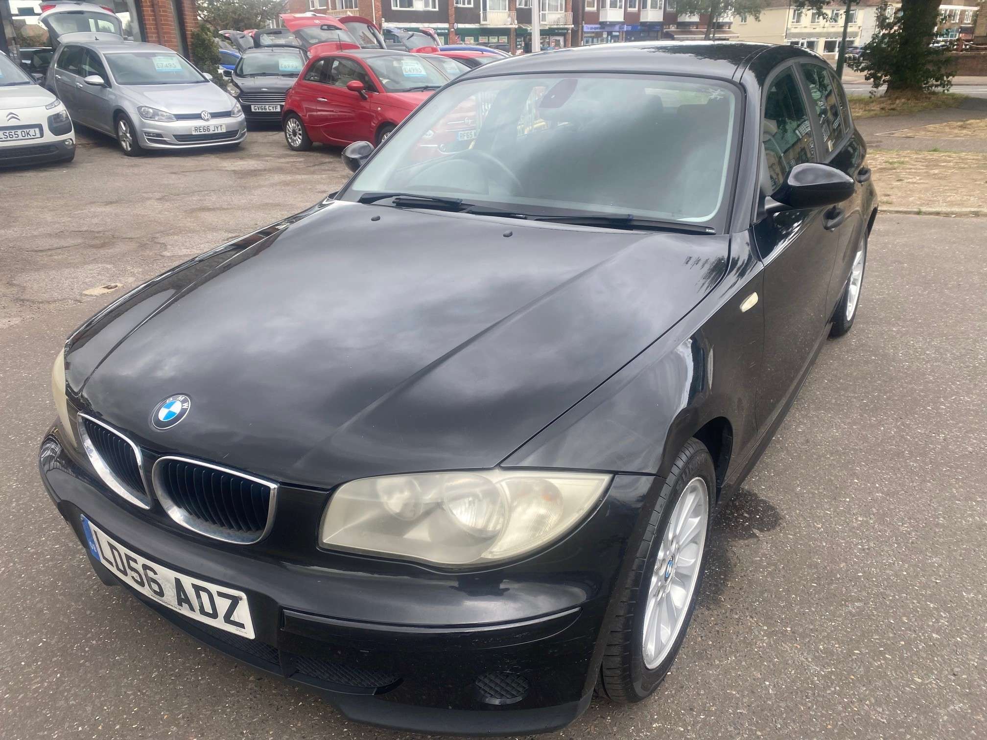 A 2006 BMW 1 SERIES 1.6 116i ES Hatchback 5dr Petrol Manual Euro 4 (115 ps) A 2006 BMW 1 SERIES 1.6 116i ES Hatchback 5dr Petrol Manual Euro 4 (115 ps)
