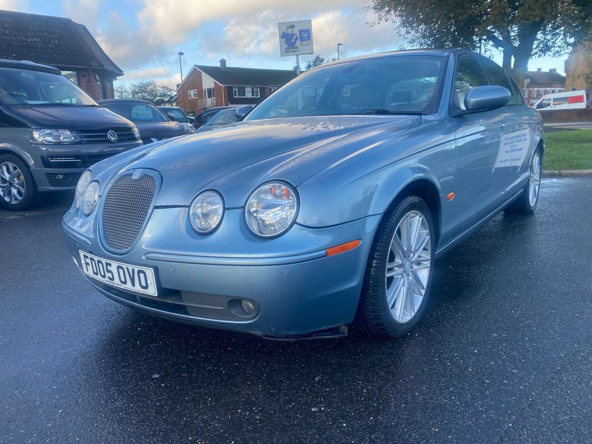 Check out this Jaguar S-type 2005 Diesel Automatic