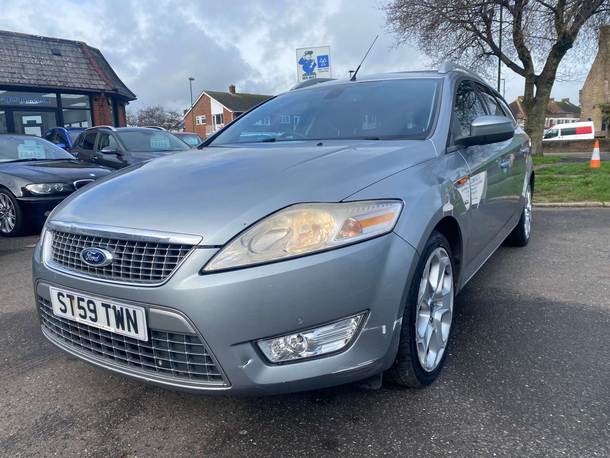 A 2010 FORD MONDEO 2.0 TDCi Titanium Estate 5dr Diesel Manual (154 g/km, 138 bhp) A 2010 FORD MONDEO 2.0 TDCi Titanium Estate 5dr Diesel Manual (154 g/km, 138 bhp)