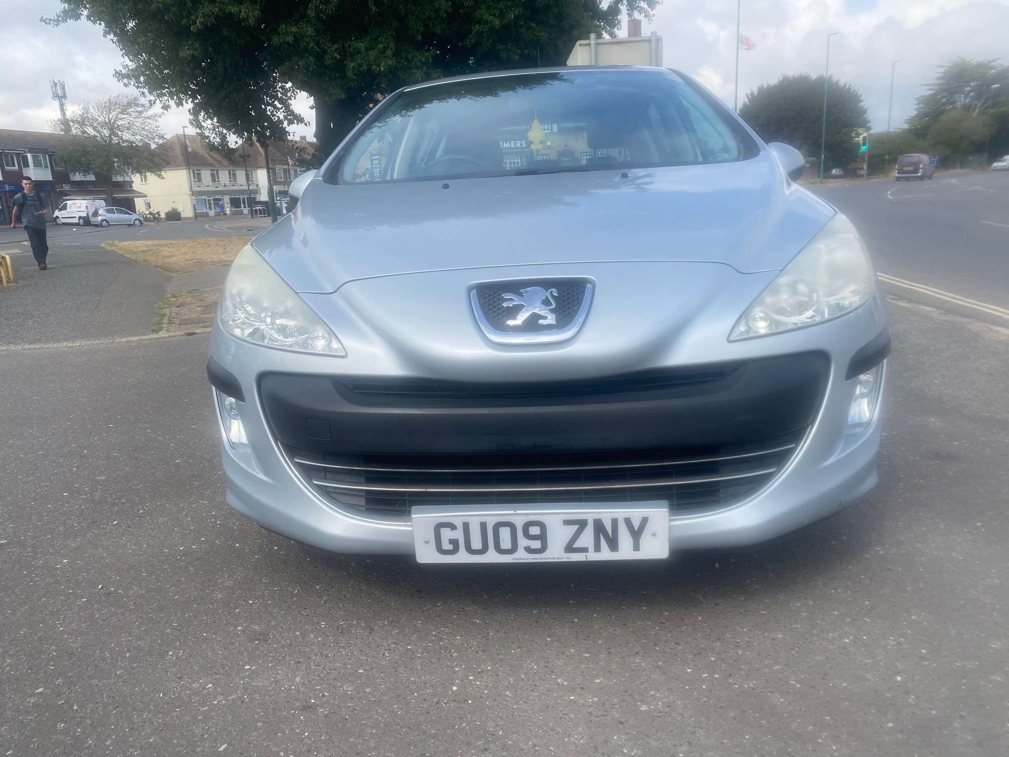 A 2009 PEUGEOT 308 1.6 VTi S Hatchback 5dr Petrol Manual (159 g/km, 120 bhp) A 2009 PEUGEOT 308 1.6 VTi S Hatchback 5dr Petrol Manual (159 g/km, 120 bhp)