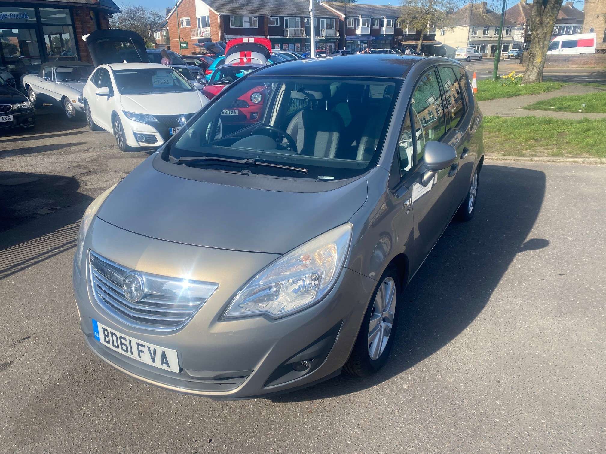 A 2011 VAUXHALL MERIVA 1.4 16V SE MPV 5dr Petrol Manual Euro 5 (100 ps) A 2011 VAUXHALL MERIVA 1.4 16V SE MPV 5dr Petrol Manual Euro 5 (100 ps)