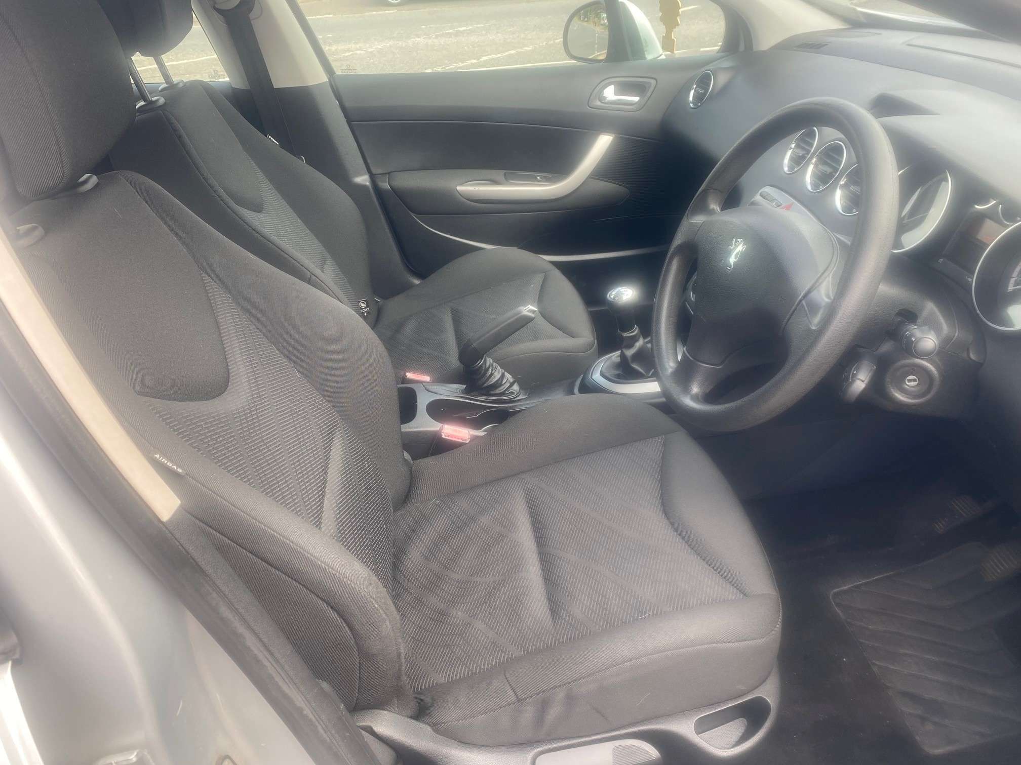 2009 PEUGEOT 308 2009 PEUGEOT 308