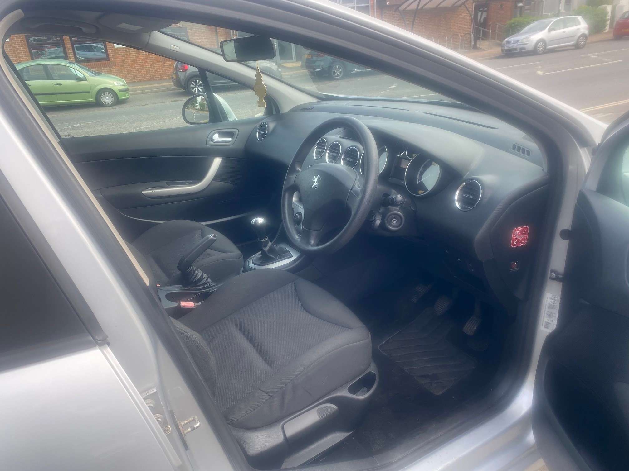 2009 PEUGEOT 308 2009 PEUGEOT 308