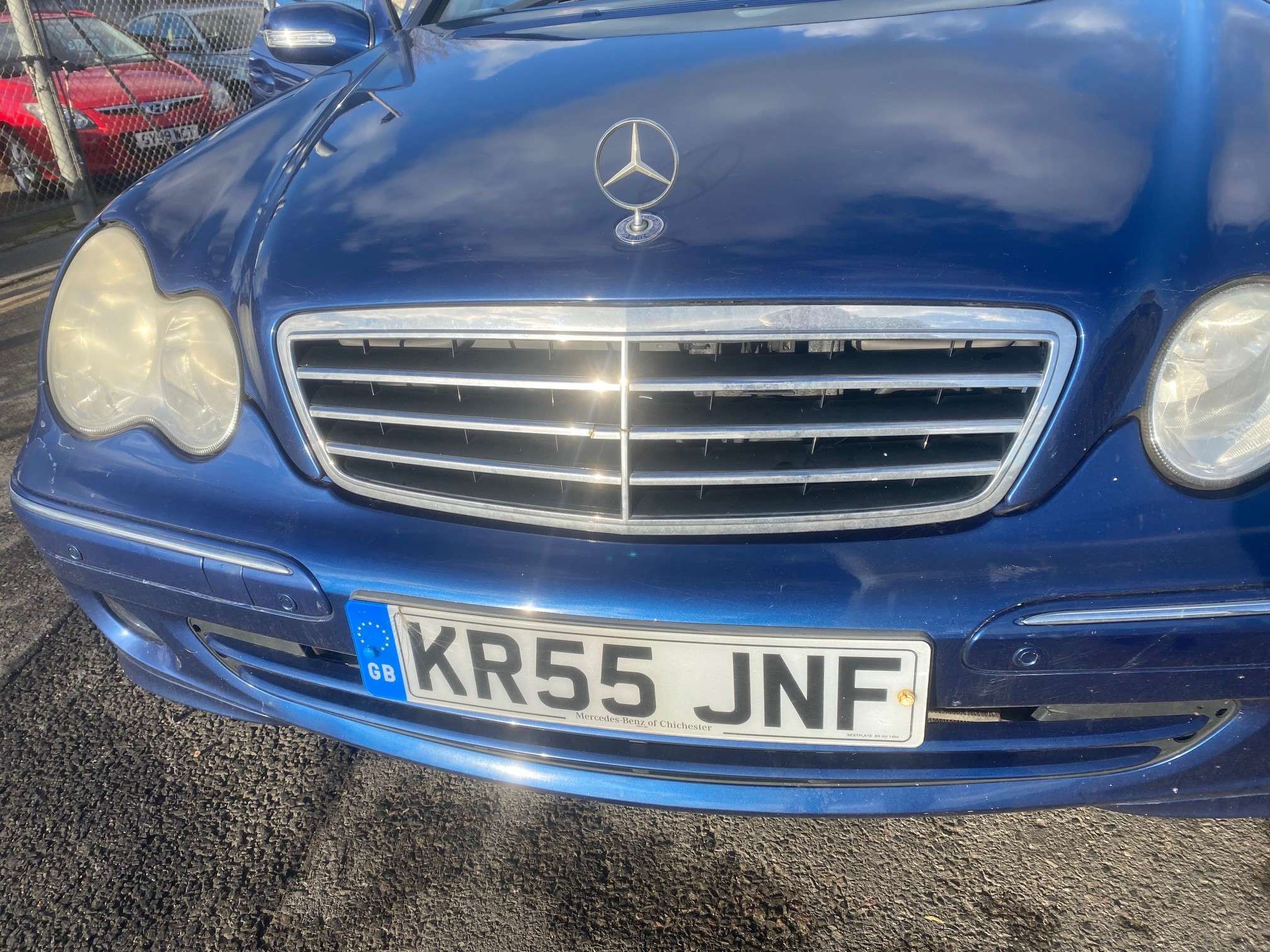 A 2005 MERCEDES-BENZ C CLASS 1.8 C180 Kompressor Avantgarde SE Saloon 4dr Petrol Automatic (193 g/km, 143 bhp) A 2005 MERCEDES-BENZ C CLASS 1.8 C180 Kompressor Avantgarde SE Saloon 4dr Petrol Automatic (193 g/km, 143 bhp)