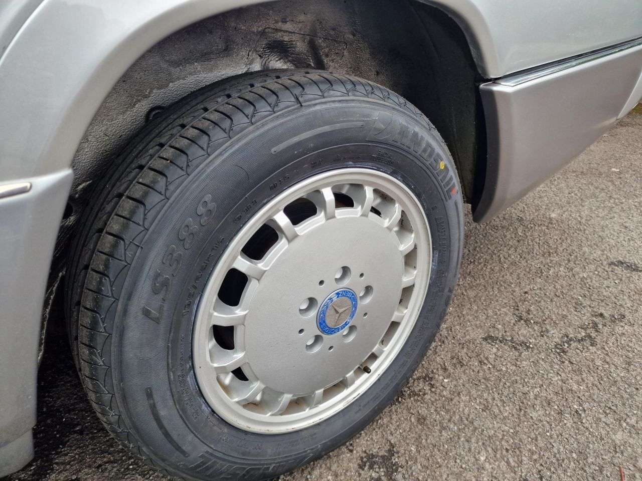 1995 MERCEDES-BENZ E-CLASS 1995 MERCEDES-BENZ E-CLASS