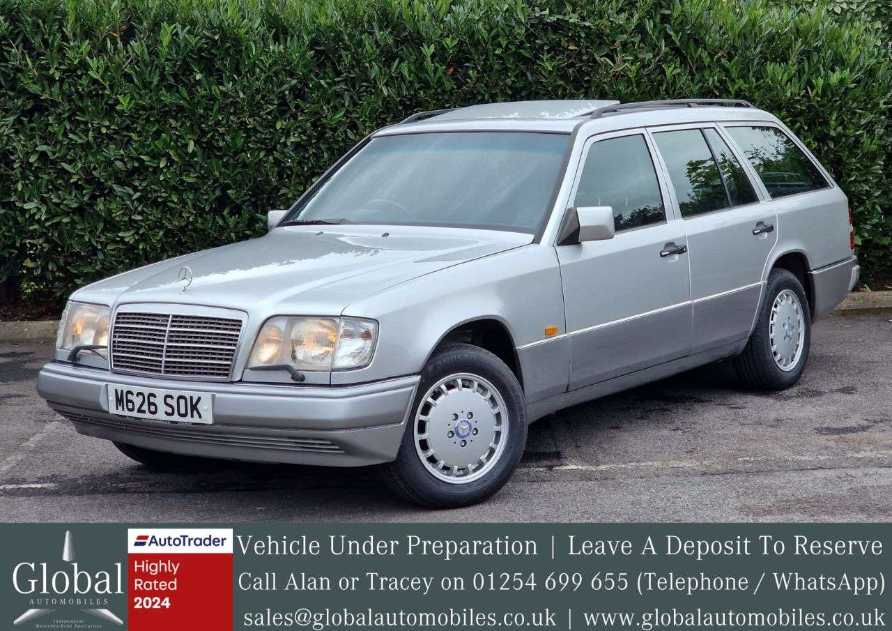 A 1995 MERCEDES-BENZ E-CLASS E320 7 SEATER 3.2 5d 217 BHP 7 SEAT | FACELIFT | 2 F OWNERS A 1995 MERCEDES-BENZ E-CLASS E320 7 SEATER 3.2 5d 217 BHP 7 SEAT | FACELIFT | 2 F OWNERS