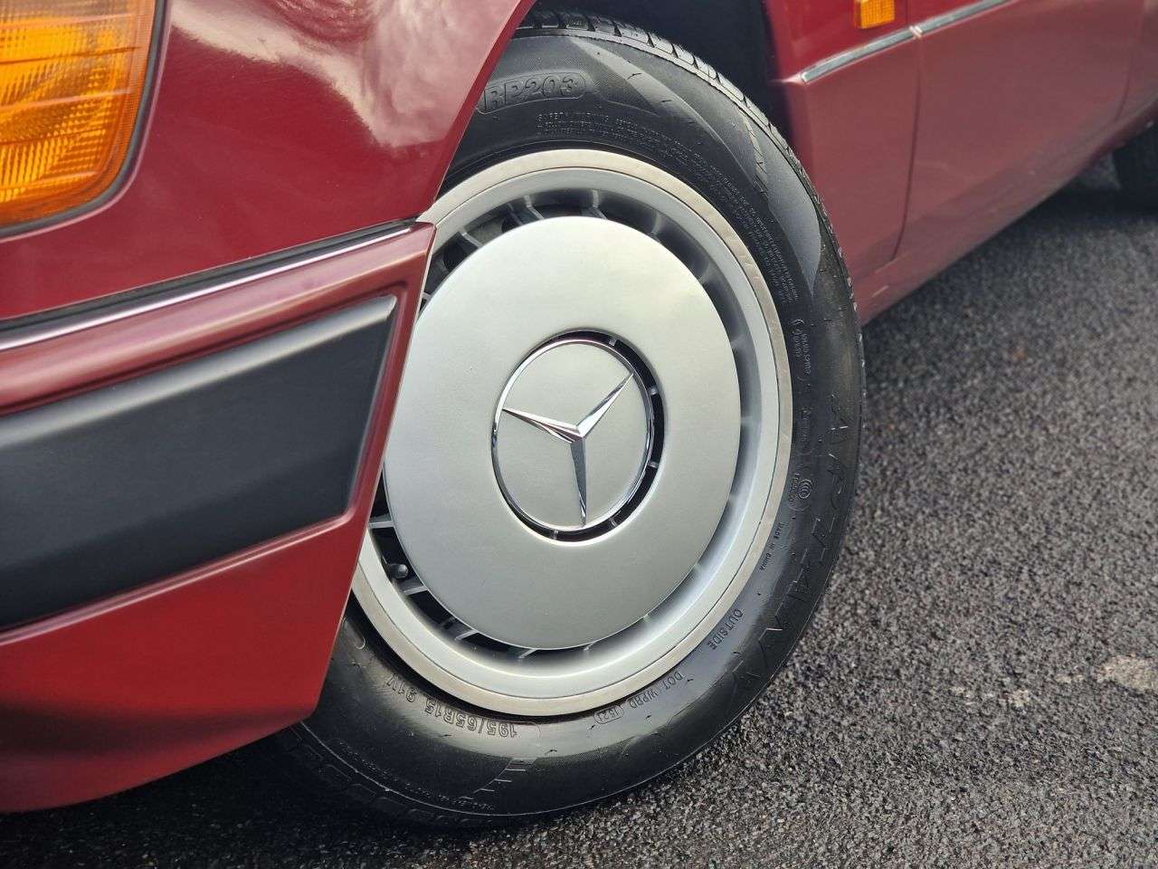 1990 MERCEDES-BENZ E-CLASS 1990 MERCEDES-BENZ E-CLASS