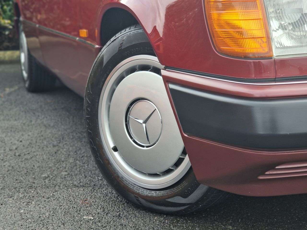 1990 MERCEDES-BENZ E-CLASS 1990 MERCEDES-BENZ E-CLASS