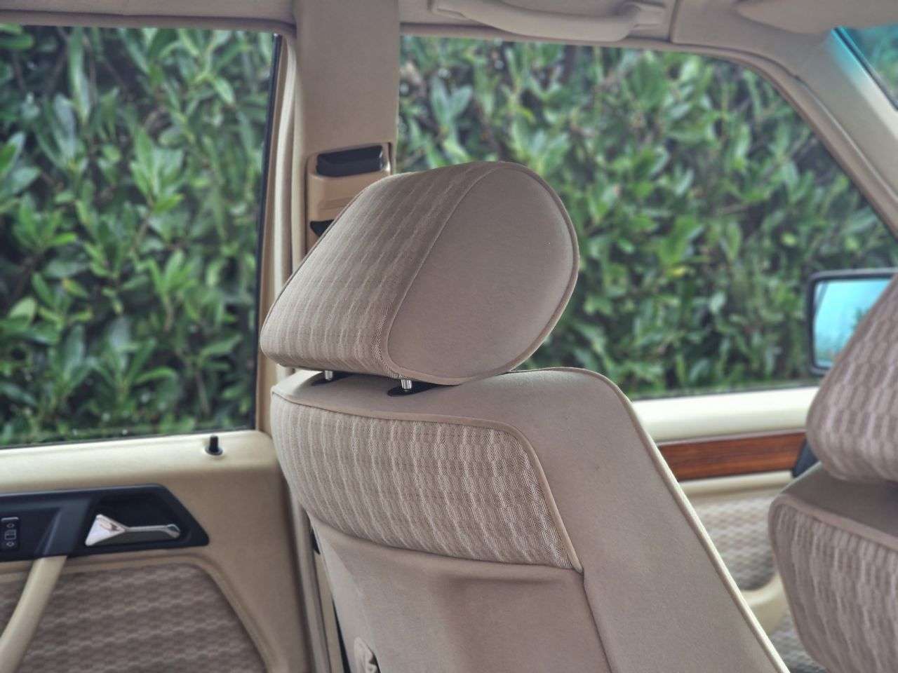 1990 MERCEDES-BENZ E-CLASS 1990 MERCEDES-BENZ E-CLASS