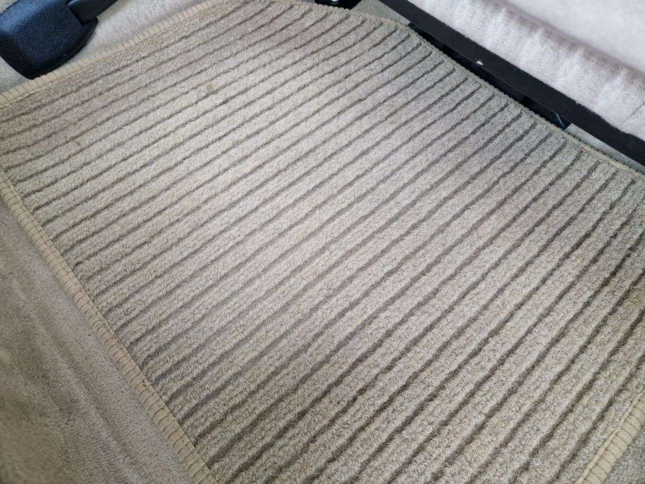 1990 MERCEDES-BENZ E-CLASS 1990 MERCEDES-BENZ E-CLASS