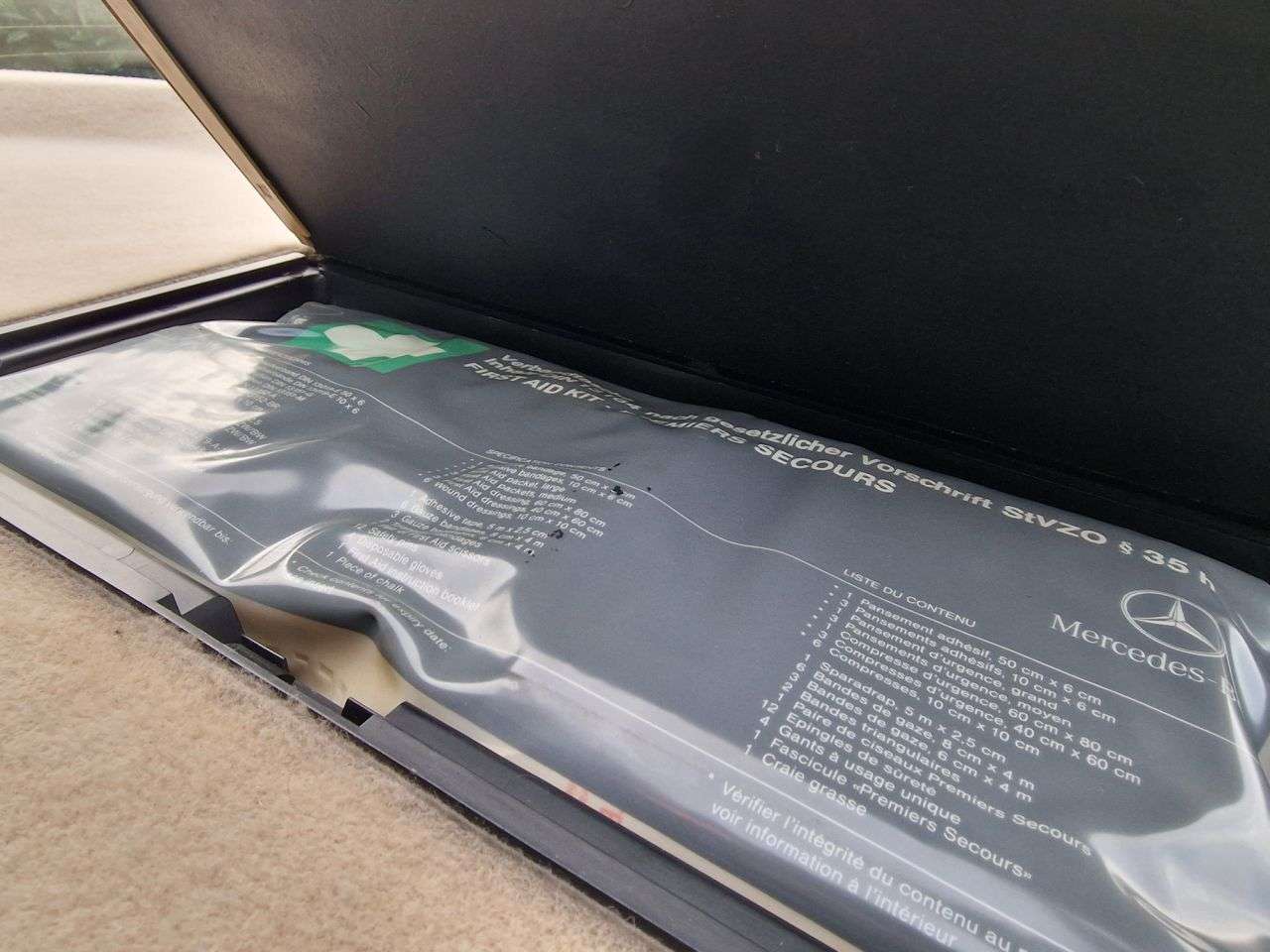 1990 MERCEDES-BENZ E-CLASS 1990 MERCEDES-BENZ E-CLASS