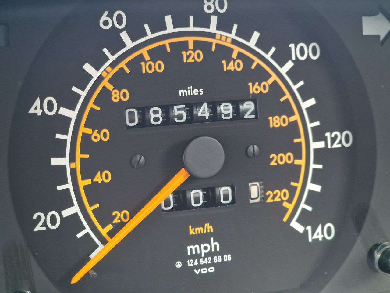 1990 MERCEDES-BENZ E-CLASS 1990 MERCEDES-BENZ E-CLASS