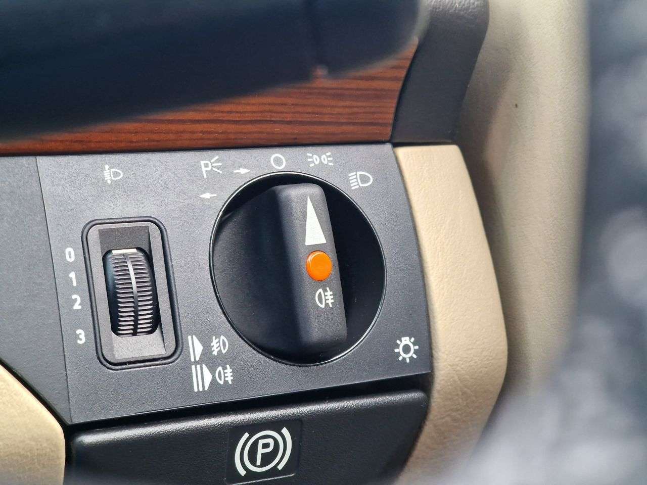 1990 MERCEDES-BENZ E-CLASS 1990 MERCEDES-BENZ E-CLASS