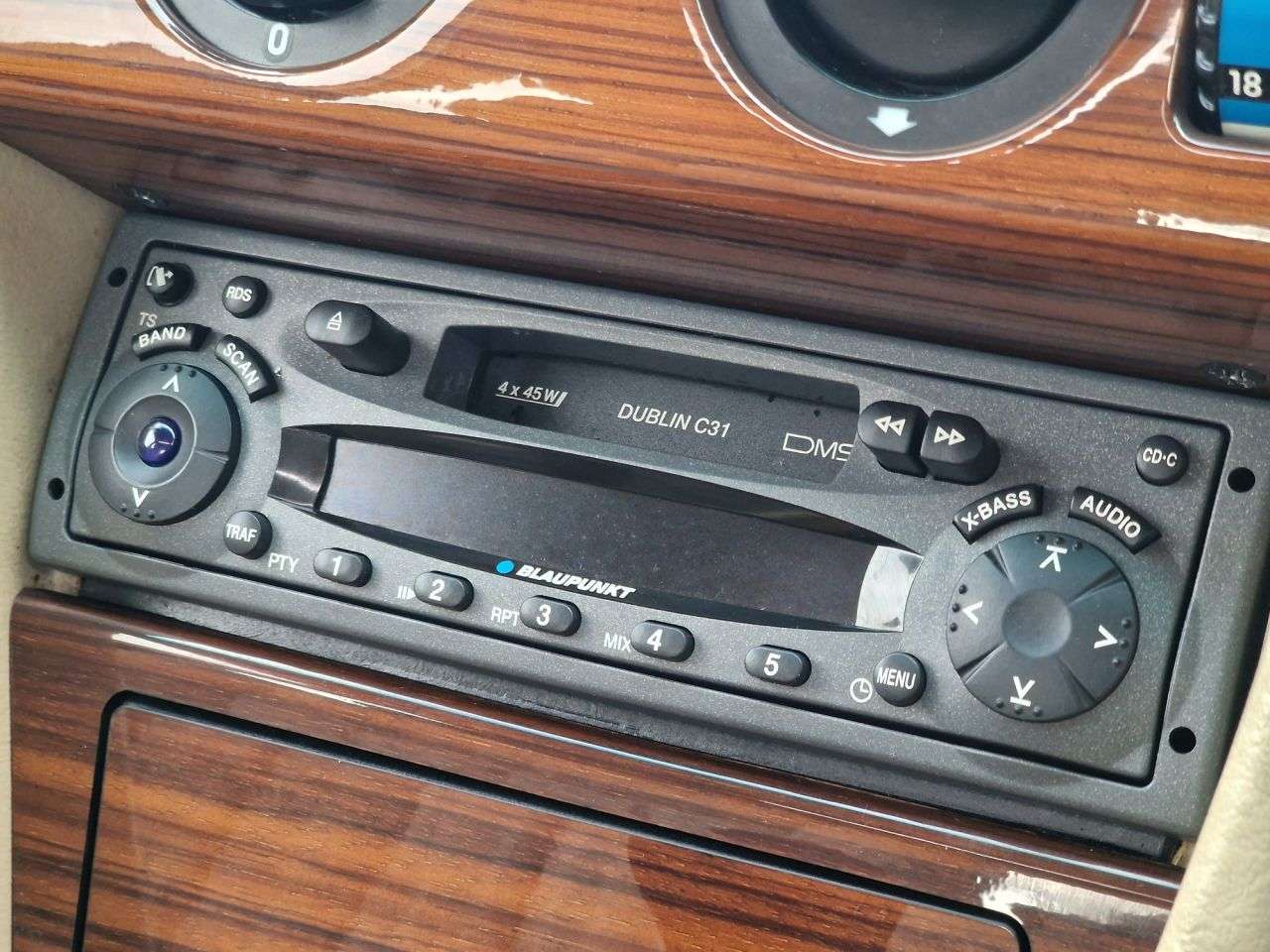 1990 MERCEDES-BENZ E-CLASS 1990 MERCEDES-BENZ E-CLASS