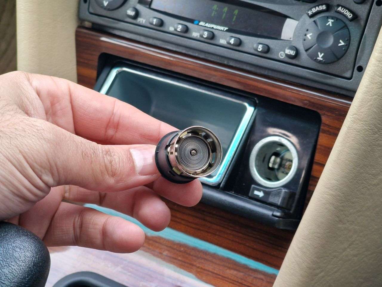 1990 MERCEDES-BENZ E-CLASS 1990 MERCEDES-BENZ E-CLASS