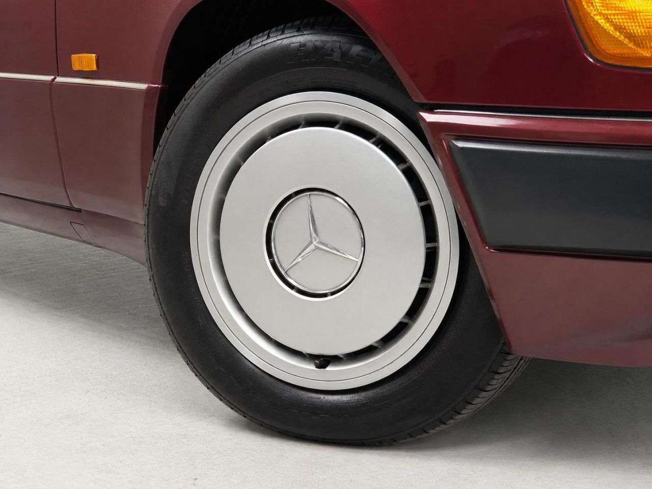 1990 MERCEDES-BENZ E-CLASS 1990 MERCEDES-BENZ E-CLASS