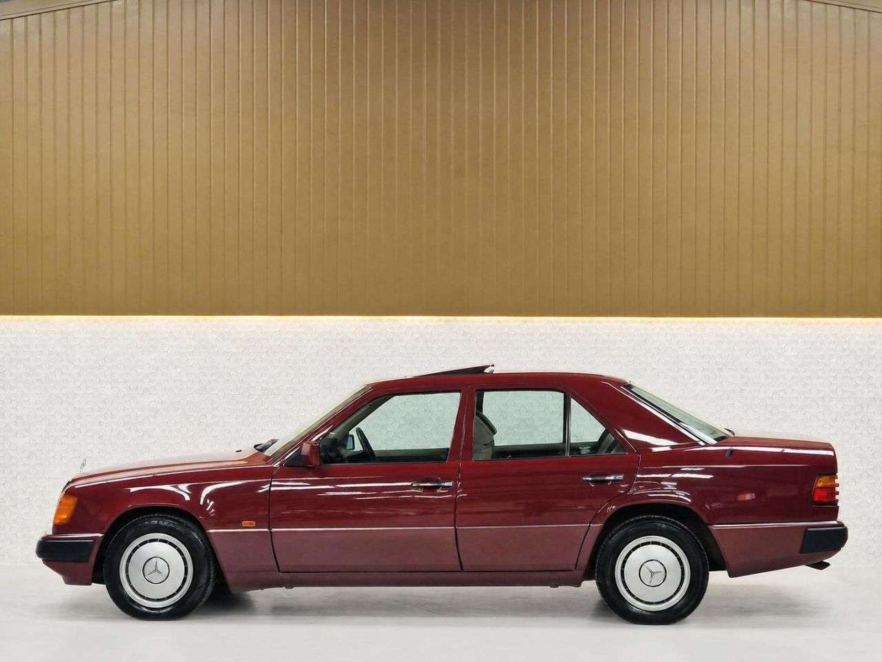 1990 MERCEDES-BENZ E-CLASS 1990 MERCEDES-BENZ E-CLASS
