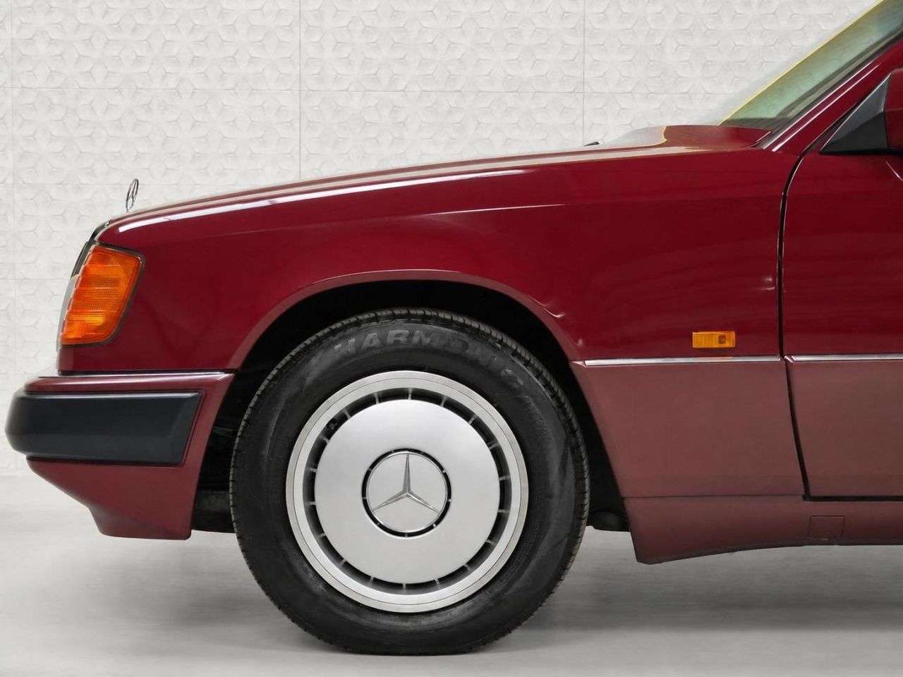 1990 MERCEDES-BENZ E-CLASS 1990 MERCEDES-BENZ E-CLASS