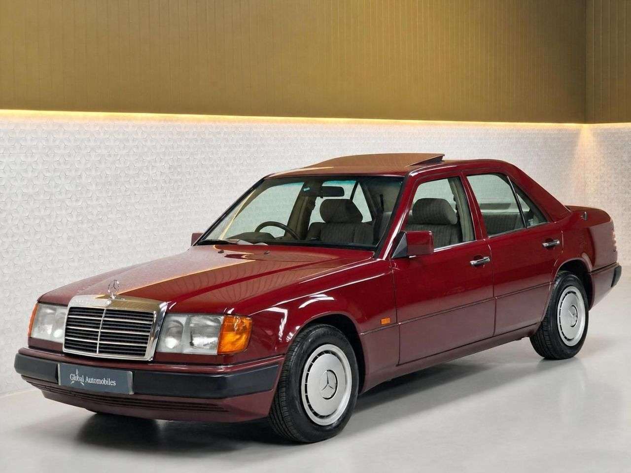 1990 MERCEDES-BENZ E-CLASS 1990 MERCEDES-BENZ E-CLASS