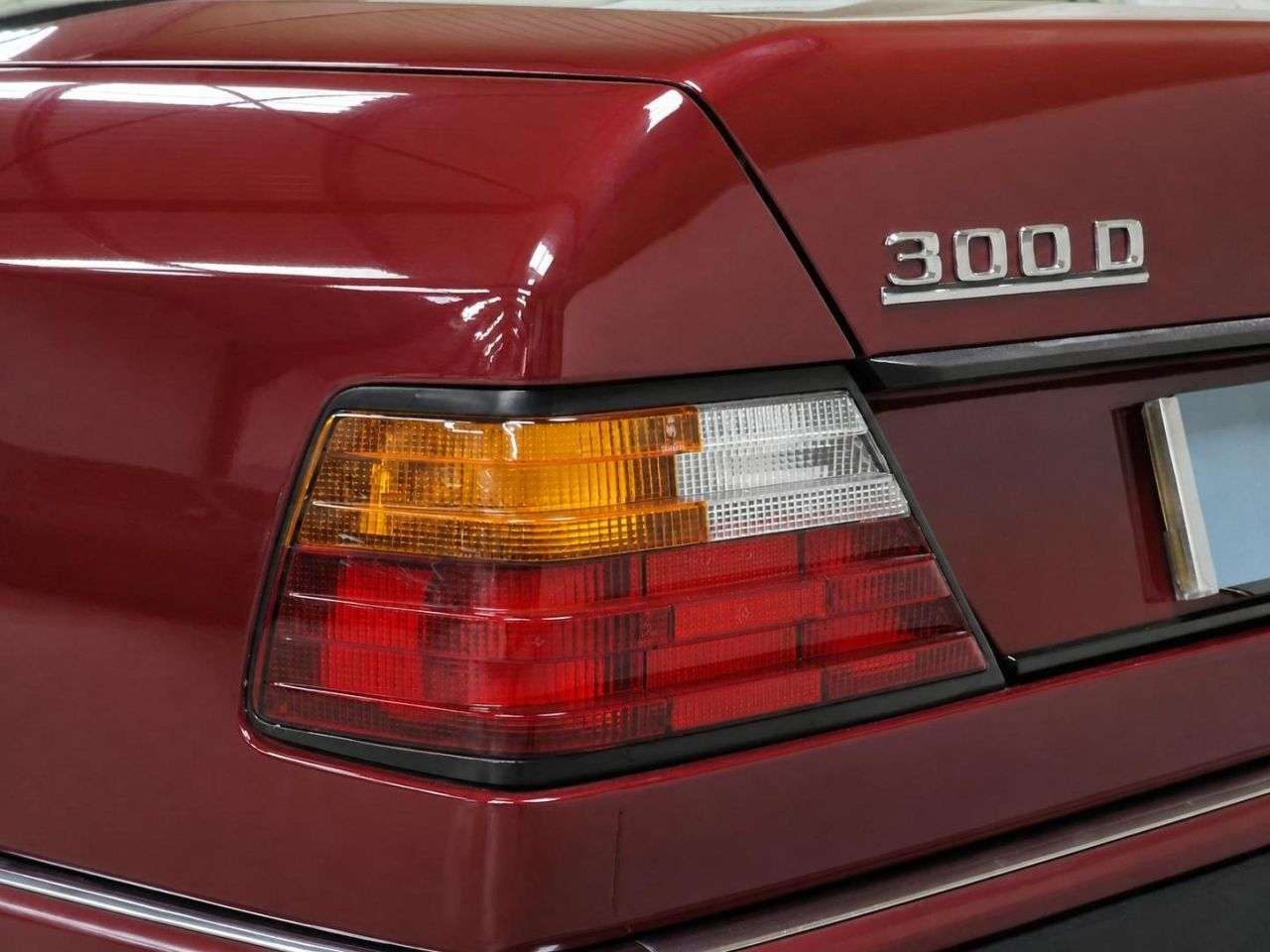 1990 MERCEDES-BENZ E-CLASS 1990 MERCEDES-BENZ E-CLASS